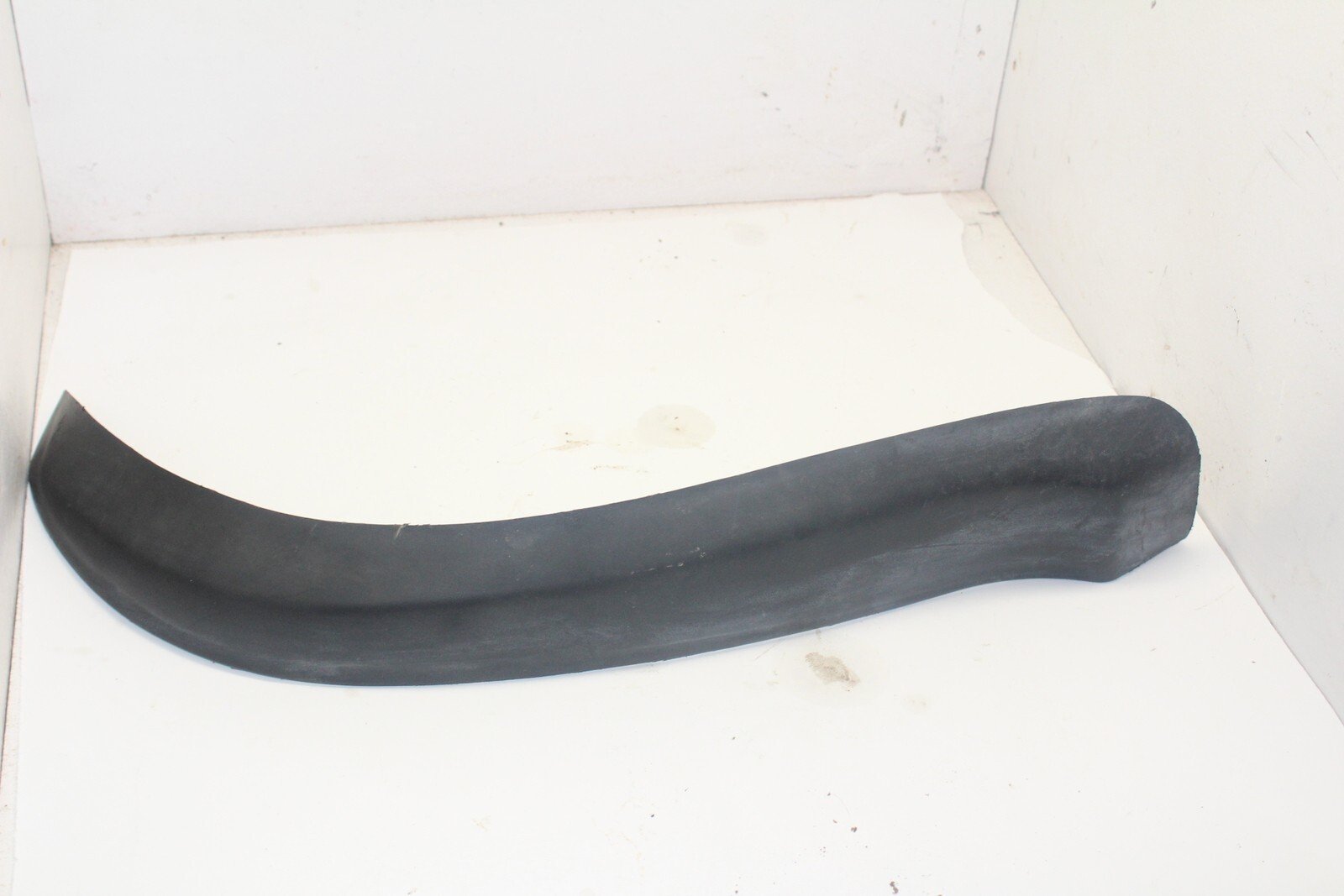 97-03 Polaris SPORTSMAN XPLORER Magnum 500 4X4 FRONT RIGHT FENDER FLARE