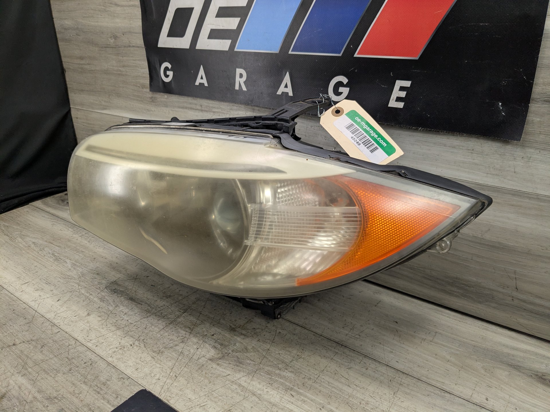 12-13 OEM BMW E82 E88 128i 135i Left Driver Xenon Adaptive