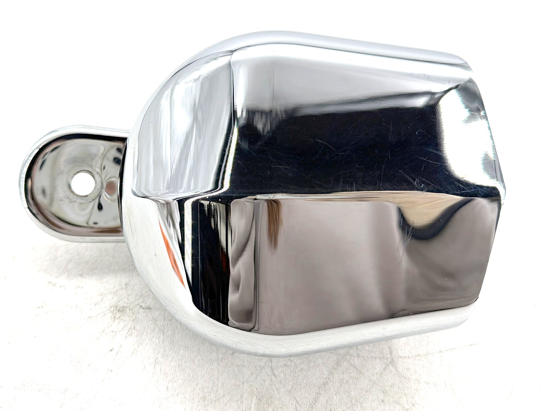 2017 Harley Dyna Street Bob FXDB OEM Horn Signal Klaxon Chrome Cover