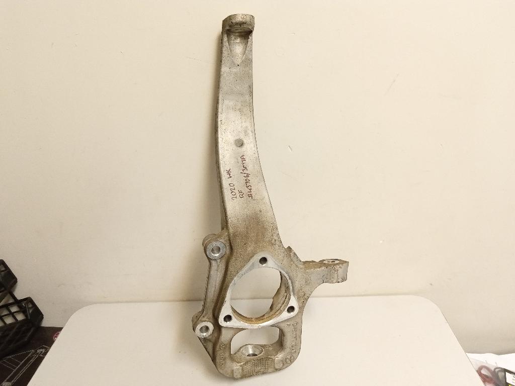 Right Front Hub Carrier