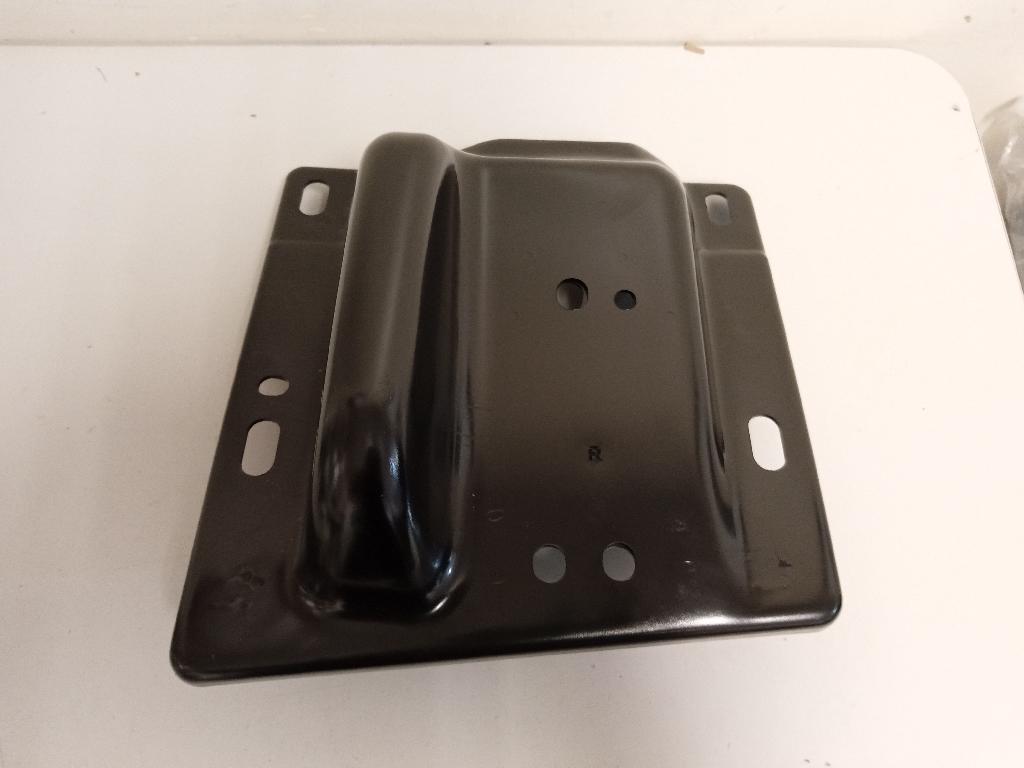 Right Front Bumper Iron