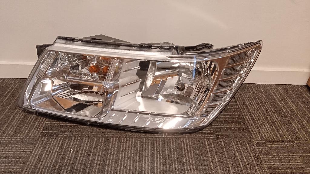 Left Headlight