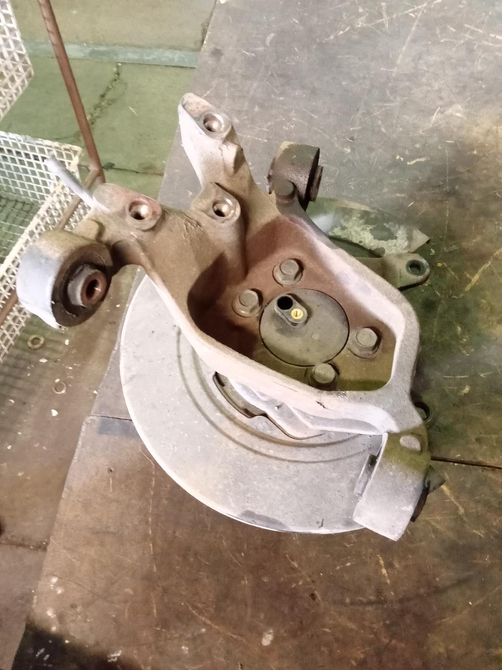 Right Rear Hub Carrier