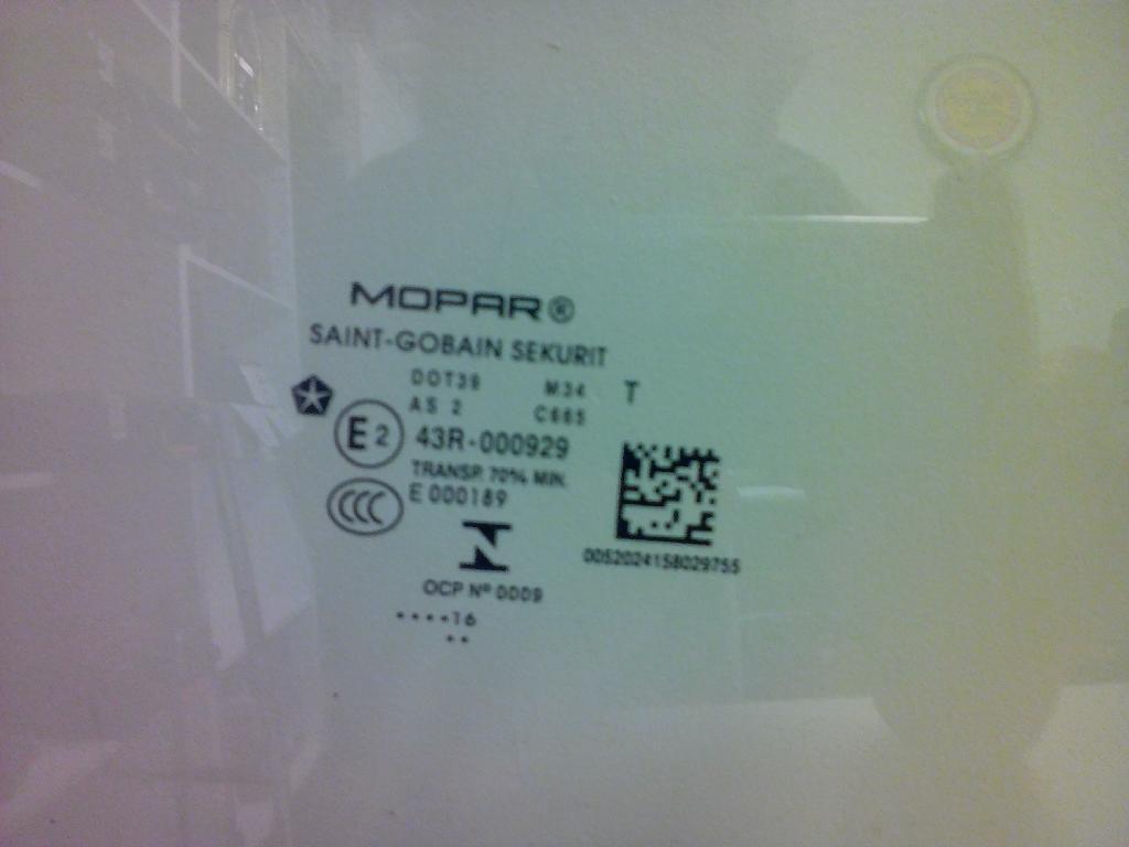 Right Front Door Glass