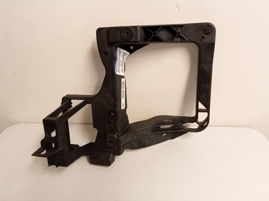 Right Headlight Mount Bracket