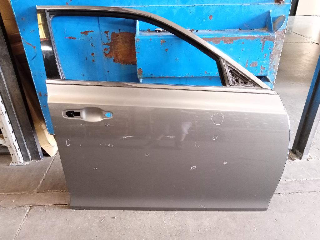 Right Front Door Shell