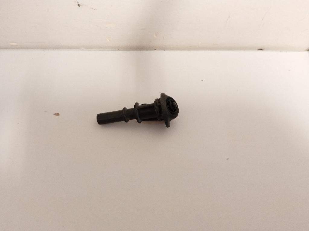 Right Headlight Washer Jet