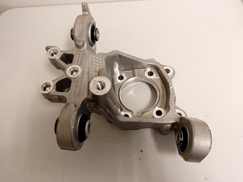 Right Rear Hub Carrier