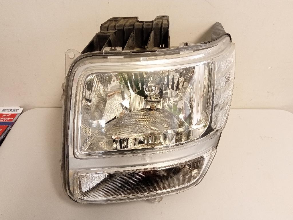 Left Headlight