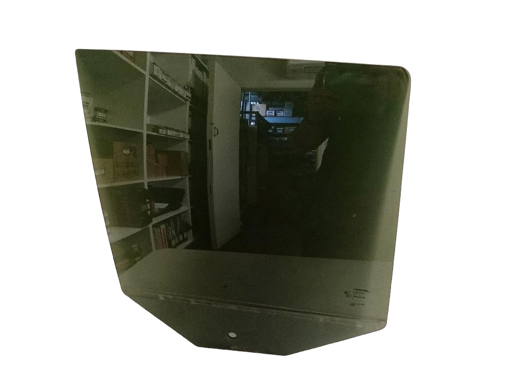 Right Rear Door Glass