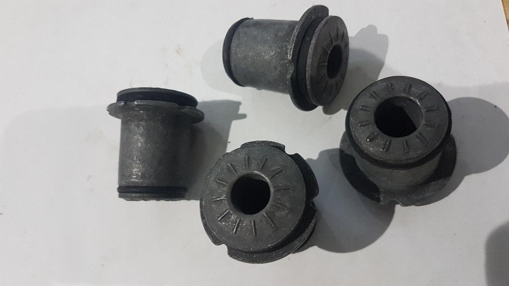 Front Top Inner Bush set of 4, 60-76