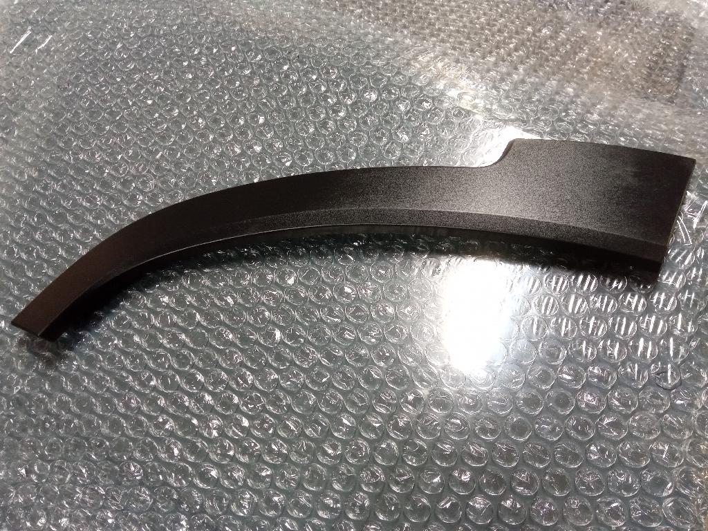 Right Rear Door Moulding