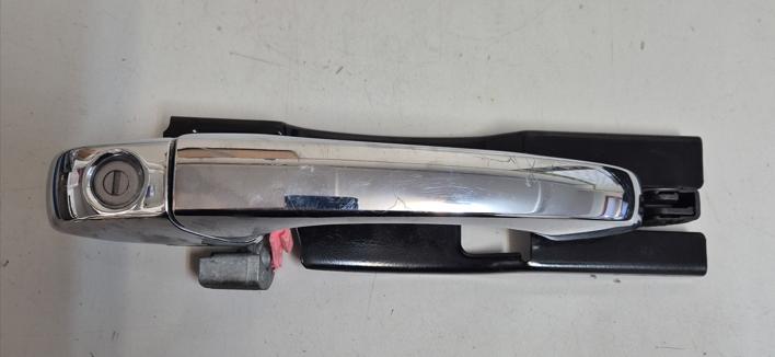 Left Front Door Exterior Handle