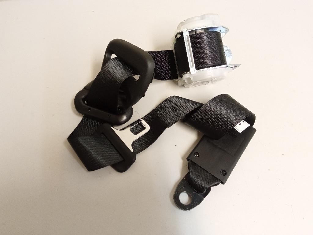 Left Rear Seat Belt