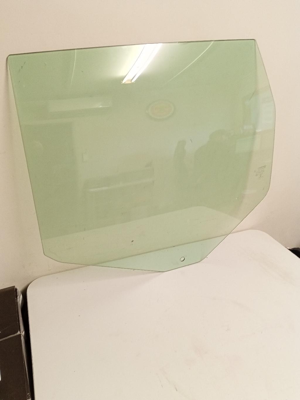 Left Rear Door Glass