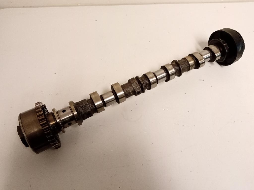 Right Exhaust Camshaft