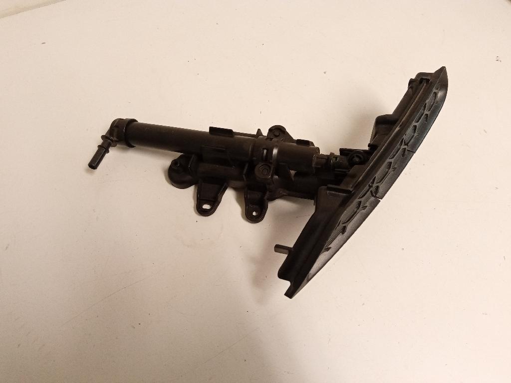 Right Headlight Washer Jet