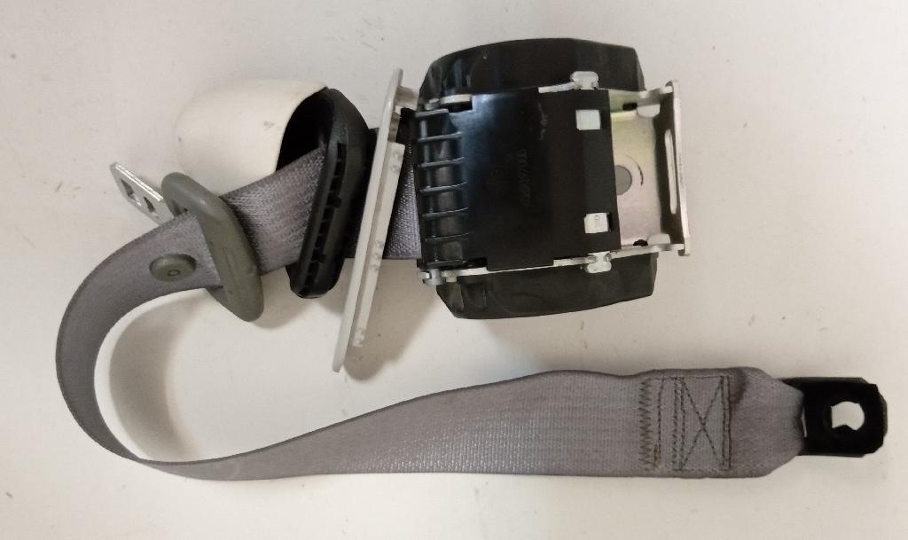 Left Rear Seat Belt