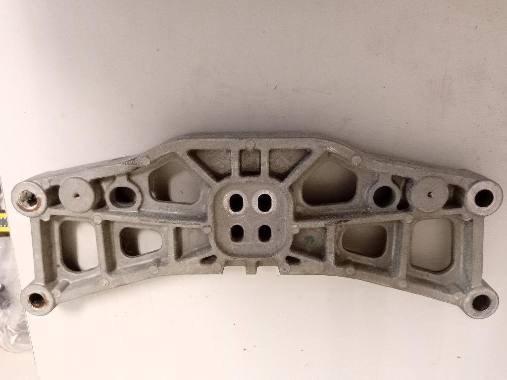 Transmission Crossmember