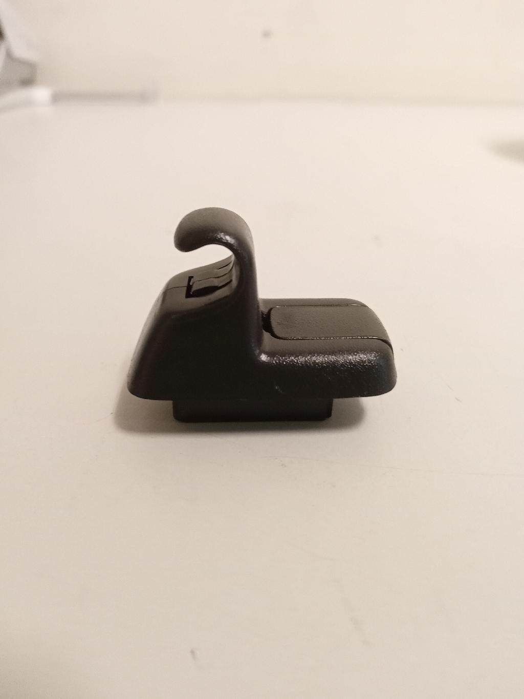 Sunvisor Retainer Clip