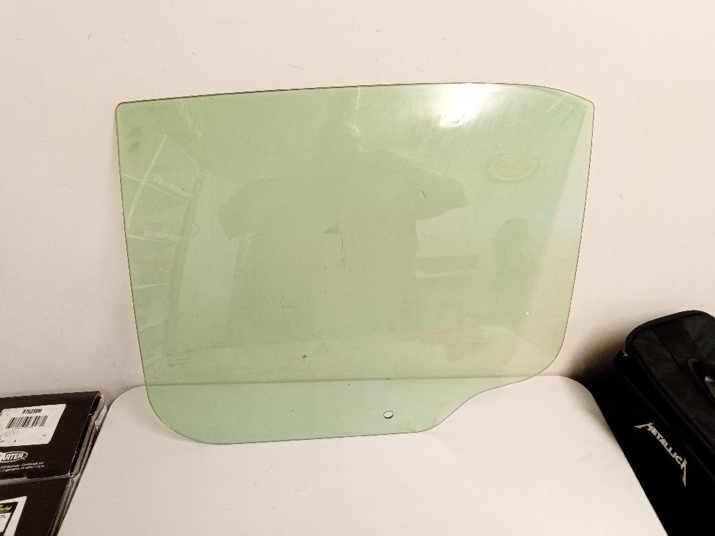 Left Rear Door Glass