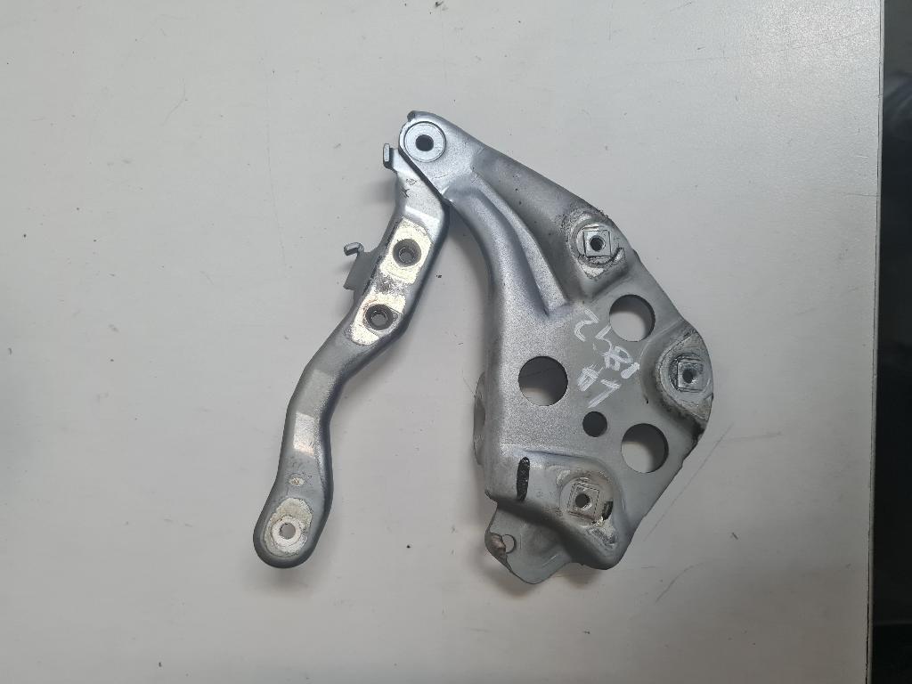 Left Bonnet Hinge