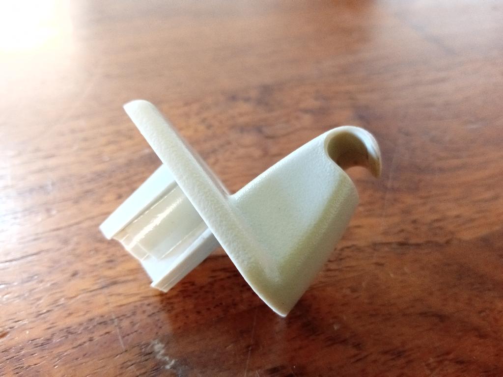 Sunvisor Retainer Clip