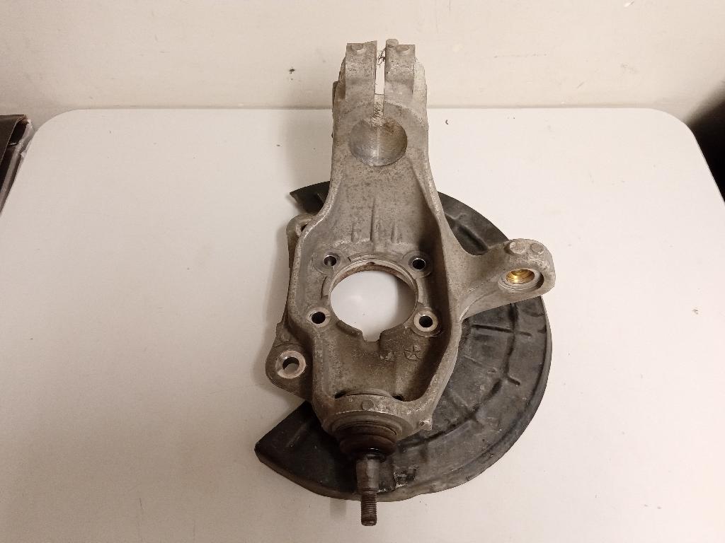 Right Front Hub Carrier