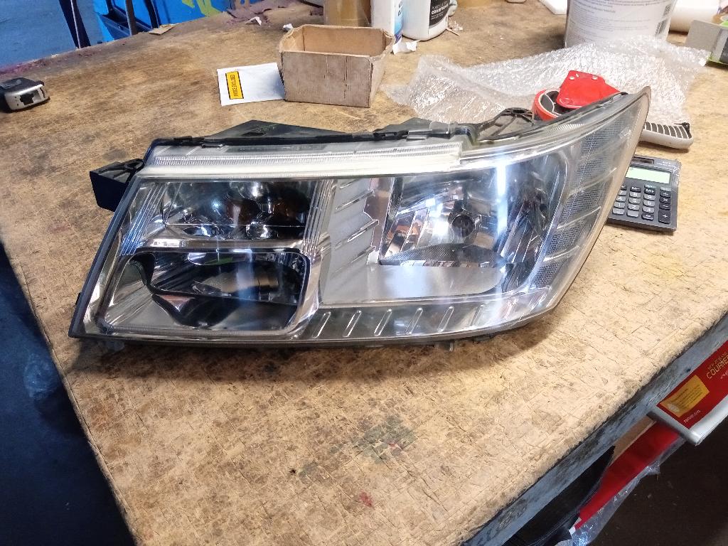 Left Headlight