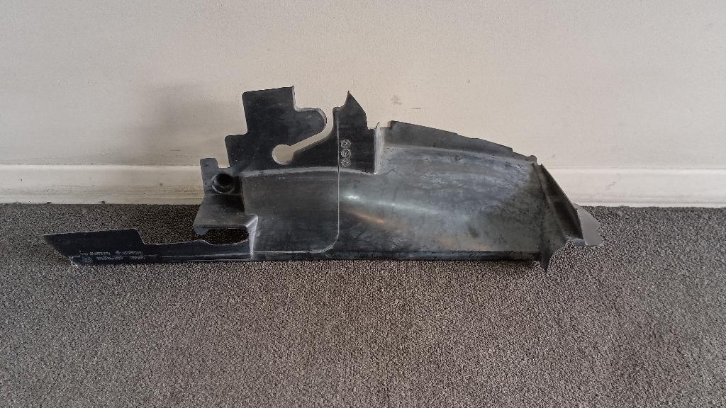 Right Front Radiator Air Deflector