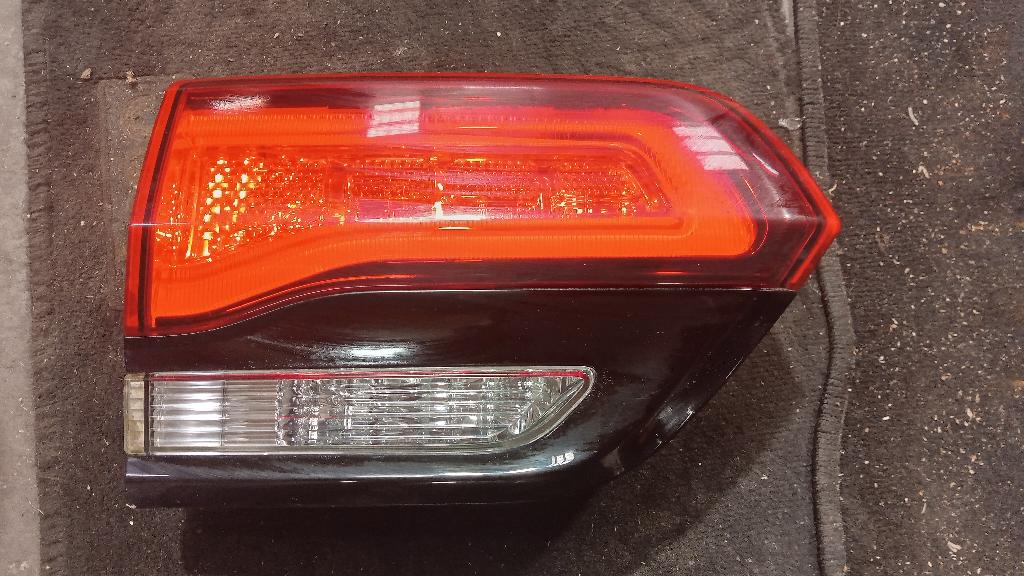 Left Tailgate Light