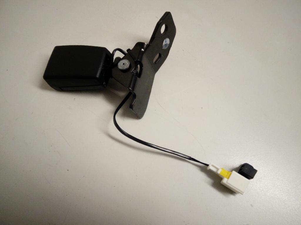 Right Rear Seat Belt Stalk