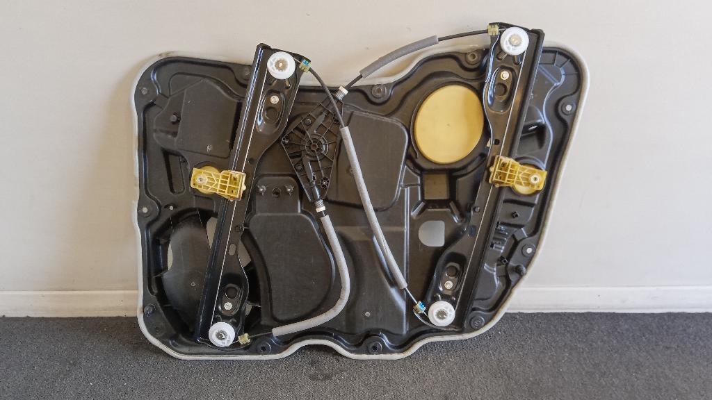 Left Front Door Elec Regulator