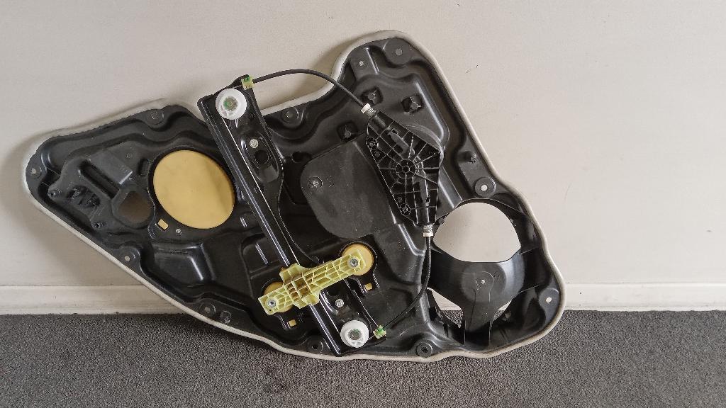 Right Rear Door Elec Regulator