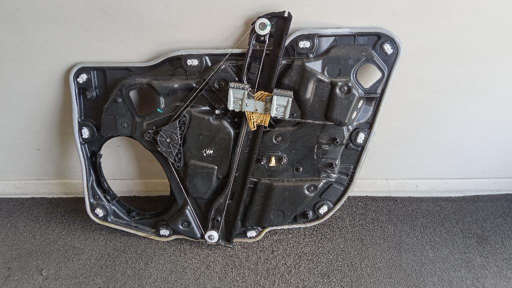 Left Front Door Elec Regulator