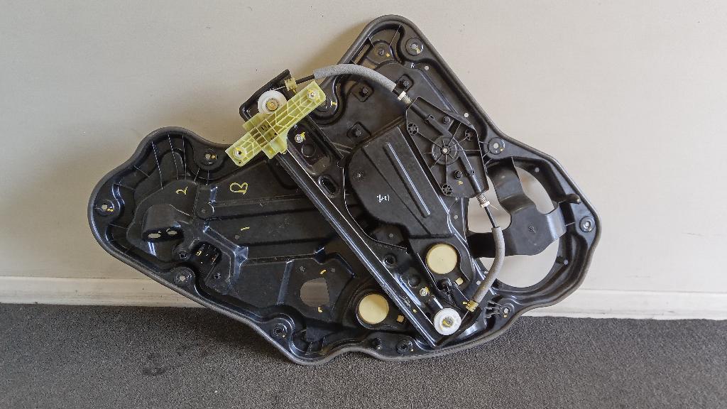 Right Rear Door Elec Regulator