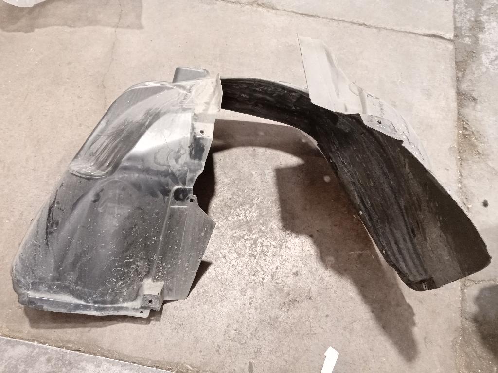 Right Front Guard Liner