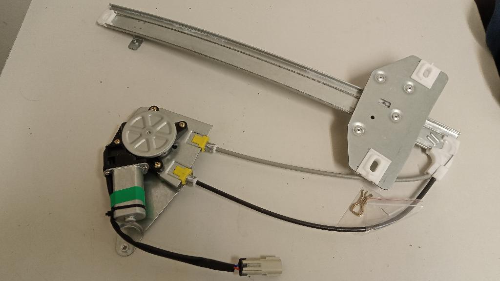 Right Front Door Elec Regulator