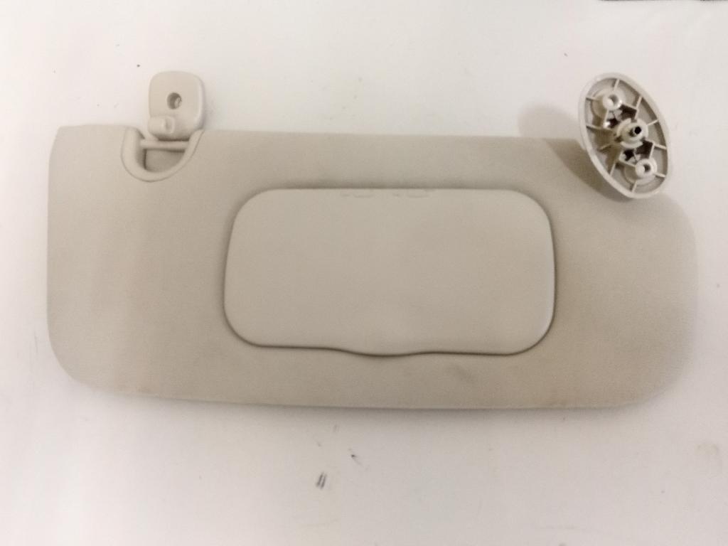Right Sun Visor