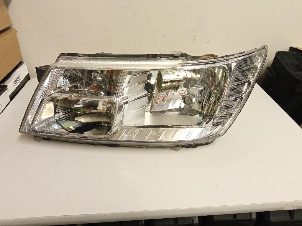 Left Headlight