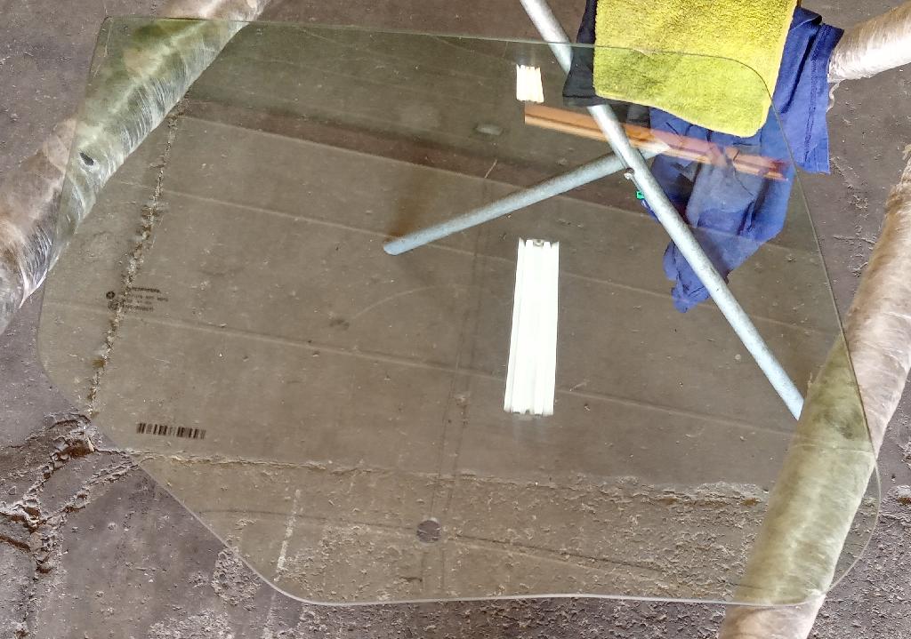 Right Rear Door Glass