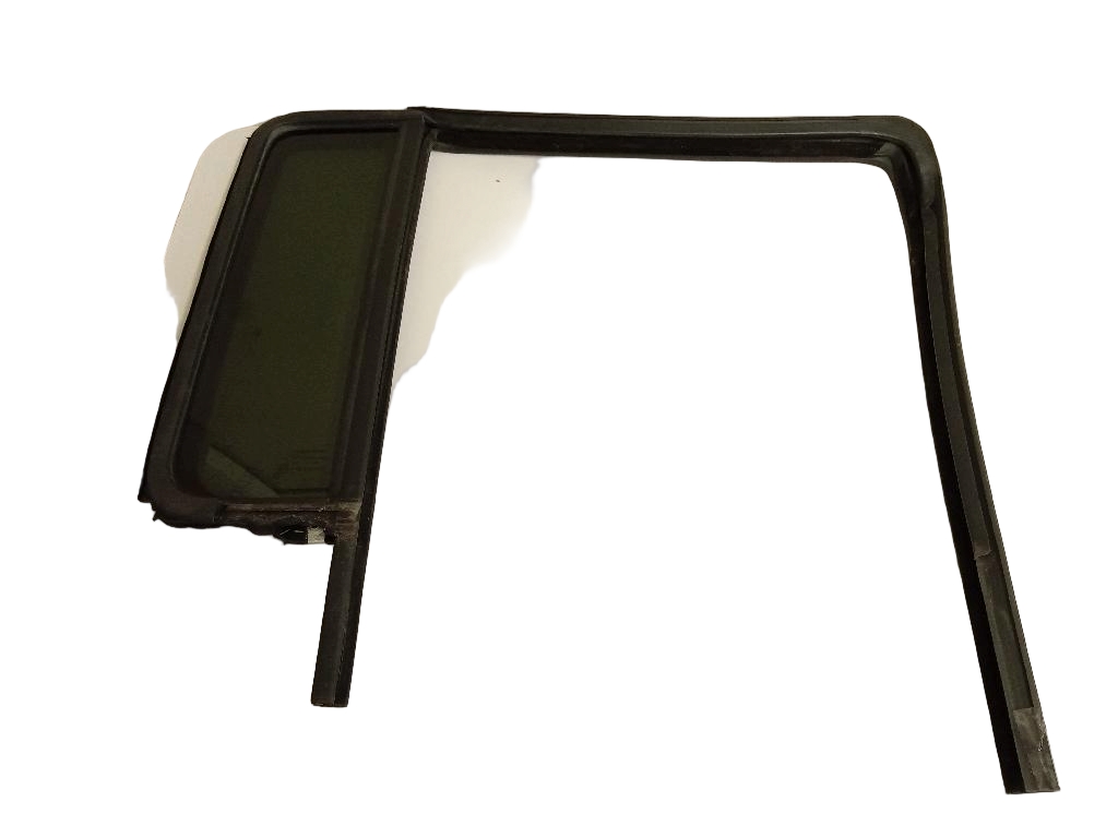 Right Rear Quarter Door Glass