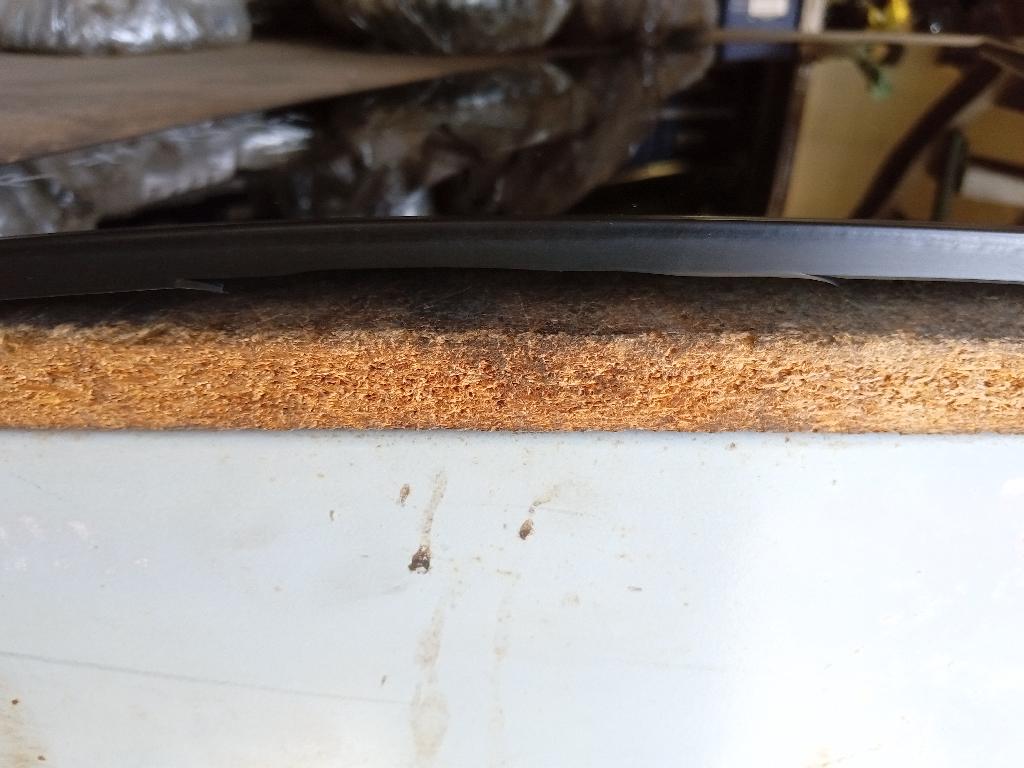 LR Fixed Body Glass M-AT 014 G1