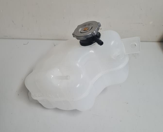Radiator Pressure Bottle