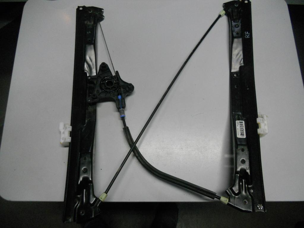 Right Front Door Elec Regulator