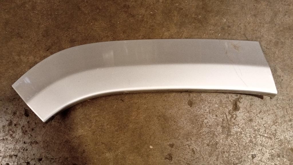 Right Rear Guard Flare