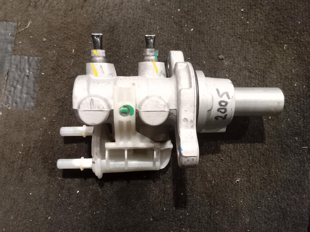 Brake Master Cylinder