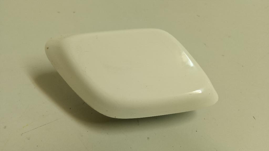 Right Headlight Washer Jet