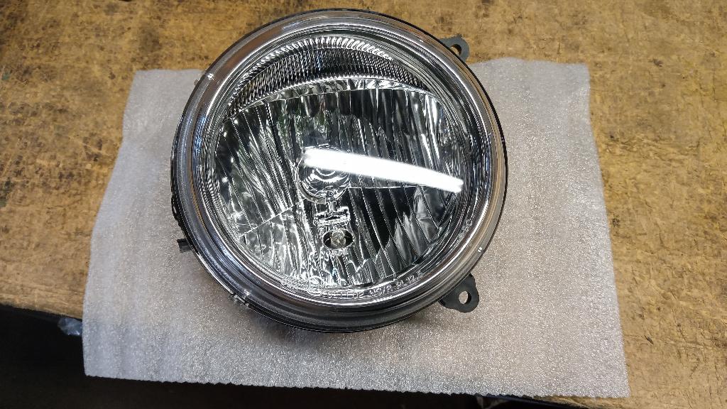Right Headlight