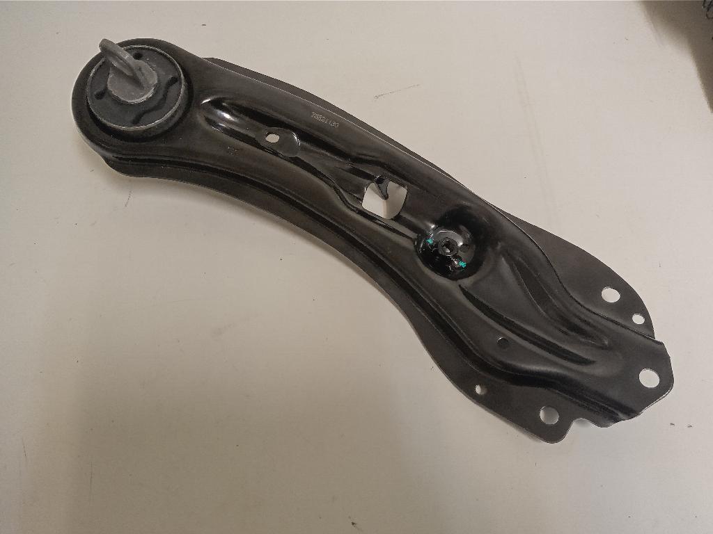 Right Rear Trailing Arm